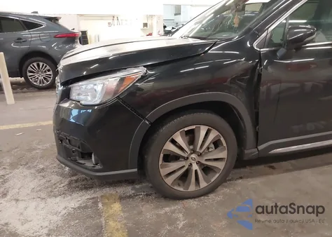 2021 Subaru Ascent Limited из США, поврежденный, VIN 4S4WMAMD6M3448812